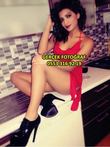 Genç Bayan Escort: Mükemmelliğin Rüya Buluşması