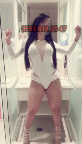 Genç Enerjik Escort Ayla Genç'te