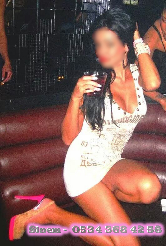 Genç Escort Bayan: Bir Özgeçmişin İnci Gibi Detayları