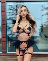 Atakum Bölgesinde 88kg, 150cm boyunda çarpıcı Escort Bayan!