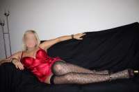 Büyüleyici Olgun Escort İle Soluksuz Bir Deneyim
