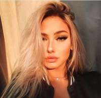 Genç Escort Bayan Ateşi İle Gecenizi Aydınlatıyor