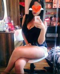 Genç Escort Bayan: Kusursuz Güzelliği İle Tanışın