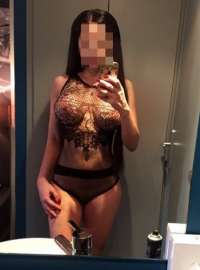 Tutkulu ve Deneyimli Olgun Escort